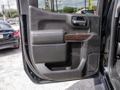 Used 2020  GMC Sierra 1500 4WD Crew Cab Elevation at A Motors Sales & Finance near San Antonio&comma; TX