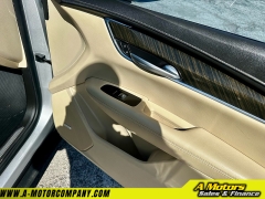 Used 2019 Cadillac XT5 4d SUV FWD at A Motors Sales & Finance near San Antonio, TX