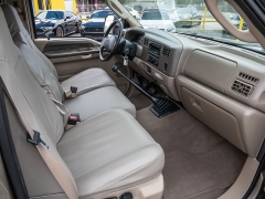 Used 2004  Ford Super Duty F-250 2WD Crew Cab XL at A Motors Sales & Finance near San Antonio, TX