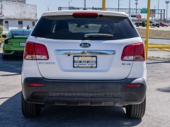 Used 2011  Kia Sorento 4d SUV FWD EX V6 at A Motors Sales & Finance near San Antonio&comma; TX