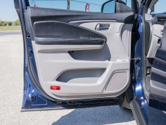Used 2017  Honda Ridgeline Crew Cab FWD RTL-T at A Motors Sales & Finance near San Antonio&comma; TX