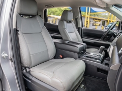 Used 2021  Toyota Tundra 2WD SR5 CrewMax 5&period;5ft Bed 5&period;7L at A Motors Sales & Finance near San Antonio&comma; TX