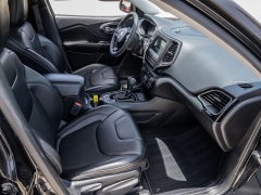 Used 2020  Jeep Cherokee 4d SUV FWD Latitude Plus Altitude 2&period;4L at A Motors Sales & Finance near San Antonio&comma; TX