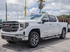 Used 2022  GMC Sierra 1500 4WD Crew Cab 157" SLT at A Motors Sales & Finance near San Antonio&comma; TX