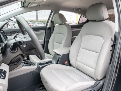 Used 2018  Hyundai Elantra 4d Sedan SEL at A Motors Sales & Finance near San Antonio&comma; TX