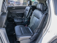 Used 2021  Volkswagen Atlas 3&period;6L V6 SE w&sol;Technology R-Line FWD at A Motors Sales & Finance near San Antonio&comma; TX