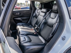 Used 2019 Jeep Cherokee 4d SUV FWD Latitude Plus 2.4L at A Motors Sales & Finance near San Antonio, TX