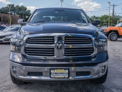 Used 2017  Ram 1500 2WD Crew Cab Lone Star at A Motors Sales & Finance near San Antonio&comma; TX