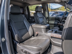 Used 2020  GMC Sierra 2500 4WD Crew Cab Denali Dsl at A Motors Sales & Finance near San Antonio&comma; TX