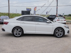 Used 2023  Volkswagen Jetta SE Auto at A Motors Sales & Finance near San Antonio&comma; TX