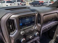 Used 2020  GMC Sierra 1500 4WD Crew Cab AT4 at A Motors Sales & Finance near San Antonio&comma; TX