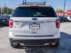 Used 2018  Ford Explorer 4d SUV FWD XLT at A Motors Sales & Finance near San Antonio, TX