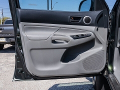 Used 2014  Toyota Tacoma 2WD Double Cab PreRunner V6 Short Bed at A Motors Sales & Finance near San Antonio&comma; TX