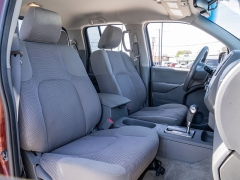 Used 2017  Nissan Frontier 2WD Crew Cab SV at A Motors Sales & Finance near San Antonio&comma; TX