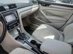 Used 2015  Volkswagen Passat TDI 4d Sedan SE at A Motors Sales & Finance near San Antonio&comma; TX