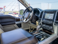 Used 2019  Ford F-150 4WD SuperCrew Lariat 5 1&sol;2 at A Motors Sales & Finance near San Antonio&comma; TX