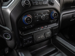 Used 2021  Chevrolet Silverado 3500HD 4WD Crew Cab 159" LT Gas at A Motors Sales & Finance near San Antonio&comma; TX