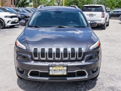 Used 2016  Jeep Cherokee 4d SUV 4WD Limited V6 at A Motors Sales & Finance near San Antonio&comma; TX