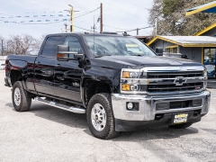 Used 2018  Chevrolet Silverado 2500 4WD Crew Cab LT at A Motors Sales & Finance near San Antonio&comma; TX