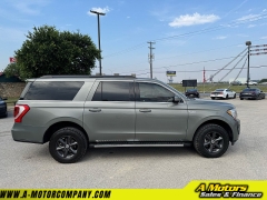 Used 2019 Ford Expedition Max 4d SUV 4WD XLT at A Motors Sales & Finance near San Antonio, TX