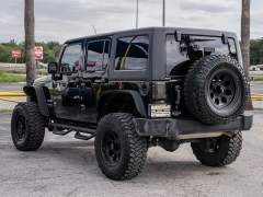Used 2018  Jeep Wrangler JK Unlimited 4d SUV 4WD Sport at A Motors Sales & Finance near San Antonio&comma; TX