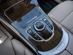 Used 2017  Mercedes-Benz GLC-Class 4d SUV GLC300 at A Motors Sales & Finance near San Antonio&comma; TX