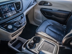 Used 2020  Chrysler Pacifica 4d Wagon Limited at A Motors Sales & Finance near San Antonio, TX