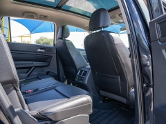 Used 2021  Volkswagen Atlas 3&period;6L V6 SE w&sol;Technology 4MOTION at A Motors Sales & Finance near San Antonio&comma; TX