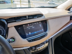 Used 2017  Cadillac XT5 4d SUV AWD Platinum at A Motors Sales & Finance near San Antonio&comma; TX