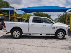 Used 2016  Ram 2500 2WD Crew Cab SLT at A Motors Sales & Finance near San Antonio&comma; TX