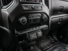 Used 2020  Chevrolet Silverado 2500 4WD Crew Cab Work Truck Gas at A Motors Sales & Finance near San Antonio, TX