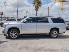 Used 2018  GMC Yukon XL 4d SUV RWD SLE at A Motors Sales & Finance near San Antonio&comma; TX