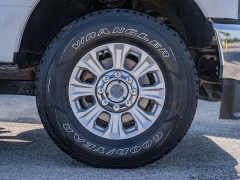Used 2020 Ford Super Duty F-250 4WD Crew Cab XL at A Motors Sales & Finance near San Antonio, TX