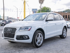 Used 2015  Audi Q5 4d SUV 2&period;0T Premium&plus; at A Motors Sales & Finance near San Antonio&comma; TX