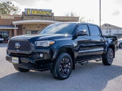 Used 2021  Toyota Tacoma 4WD Limited Double Cab 5ft Bed V6 AT at A Motors Sales & Finance near San Antonio, TX