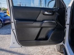 Used 2020  Toyota Tacoma 4WD Double Cab TRD Off-Road Auto at A Motors Sales & Finance near San Antonio, TX