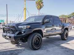 Used 2017  Toyota Tacoma 4WD Double Cab TRD Off-Road Auto at A Motors Sales & Finance near San Antonio&comma; TX