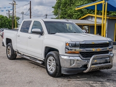 Used 2018  Chevrolet Silverado 1500 2WD Crew Cab LT at A Motors Sales & Finance near San Antonio&comma; TX