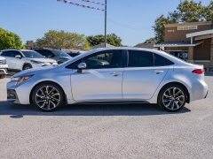 Used 2020  Toyota Corolla 4d Sedan SE Premium at A Motors Sales & Finance near San Antonio, TX