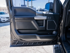 Used 2015  Ford F-150 4WD Supercrew Lariat 5 1&sol;2 at A Motors Sales & Finance near San Antonio&comma; TX