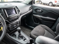 Used 2021  Jeep Cherokee Latitude FWD at A Motors Sales & Finance near San Antonio&comma; TX