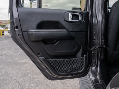 Used 2020  Jeep Wrangler Unlimited 4d SUV 4WD Sahara at A Motors Sales & Finance near San Antonio&comma; TX