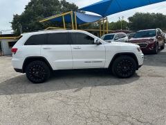 Used 2019 Jeep Grand Cherokee 4d SUV 2WD Limited at A Motors Sales & Finance near San Antonio, TX