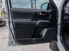 Used 2018  Toyota Tacoma 2WD Double Cab TRD Off-Road at A Motors Sales & Finance near San Antonio, TX