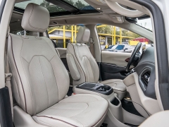 Used 2020  Chrysler Pacifica 4d Wagon Limited at A Motors Sales & Finance near San Antonio, TX