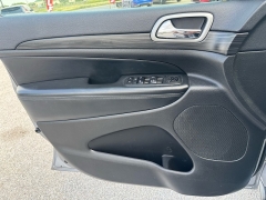 Used 2019 Jeep Grand Cherokee 4d SUV 2WD Laredo E at A Motors Sales & Finance near San Antonio, TX