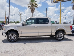 Used 2018  Ford F-150 2WD SuperCrew Lariat 5 1&sol;2 at A Motors Sales & Finance near San Antonio&comma; TX