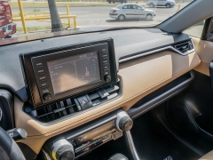 Used 2019  Toyota RAV4 4d SUV FWD LE at A Motors Sales & Finance near San Antonio&comma; TX