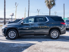 Used 2020  Chevrolet Traverse 4d SUV AWD LT Cloth w&sol;2FL at A Motors Sales & Finance near San Antonio&comma; TX