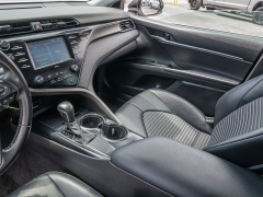 Used 2020  Toyota Camry 4d Sedan SE at A Motors Sales & Finance near San Antonio&comma; TX